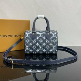 Picture of LV Lady Handbags _SKUfw139331296fw
